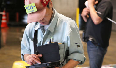 市場鮮魚部（市場スタッフ） 戸羽祐二